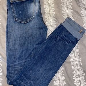 Skinny jeans